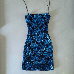 Mini Sequined Dress(backless)